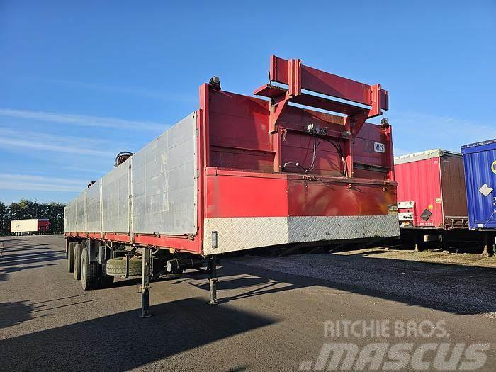 Floor Flo 17-30-N | 3 axle brix trailer with krane | ste Vlakke laadvloeren