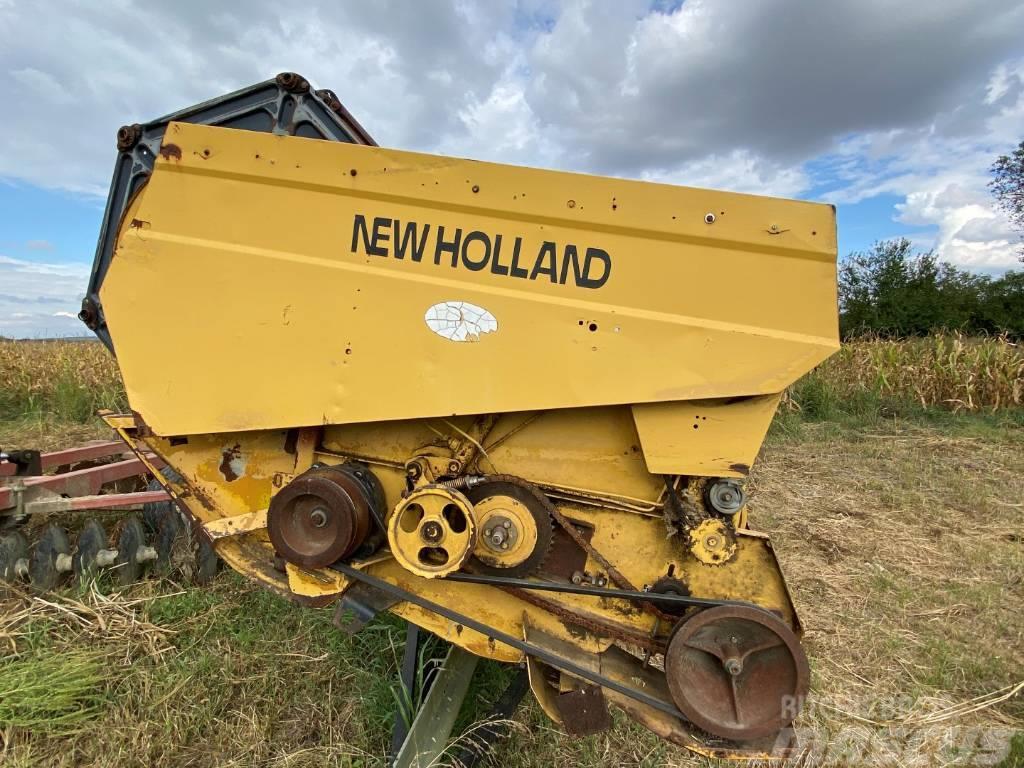 New Holland TX 68 Plus Maaidorsmachines
