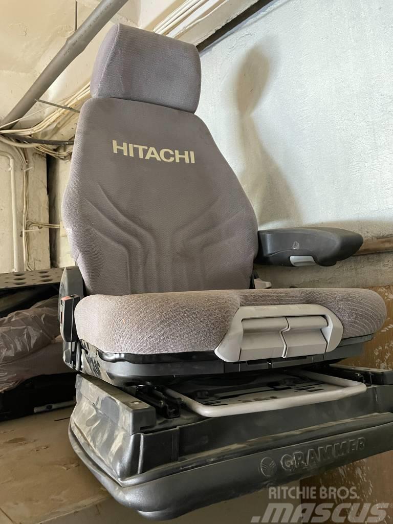 Grammer Hitachi ZW310 Cabine en interieur