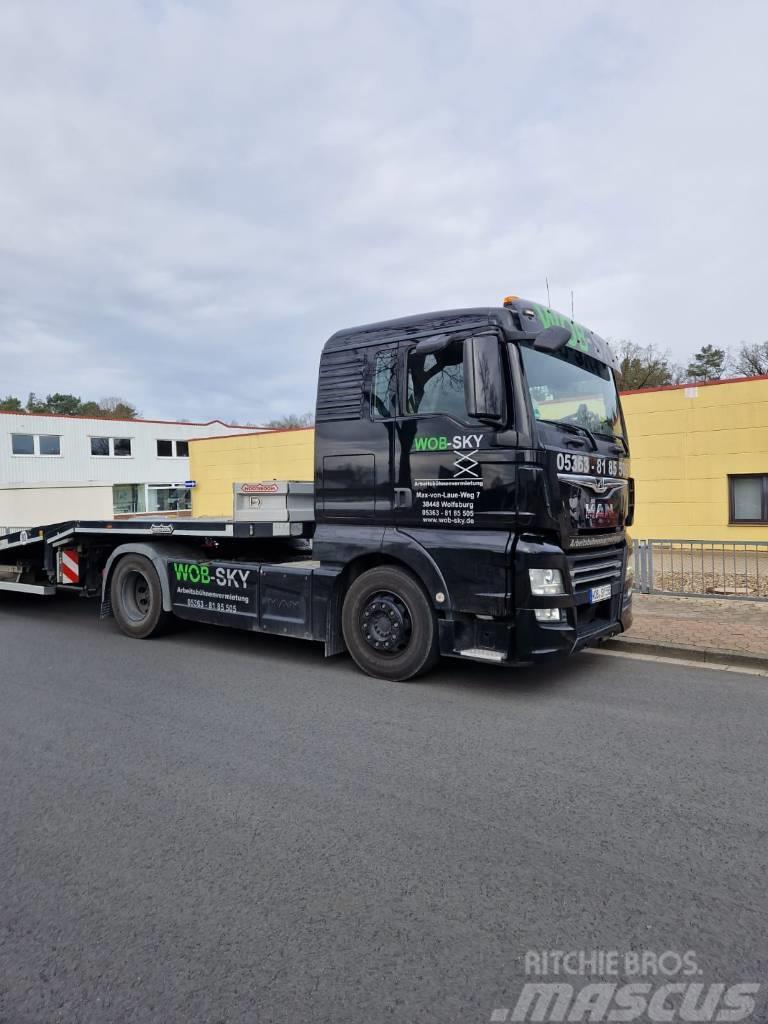 MAN TGX 18.460 4X2 BLS Low loader-semi-trailers