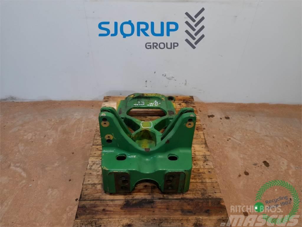 John Deere 7810 Front axle support Chassis en ophanging