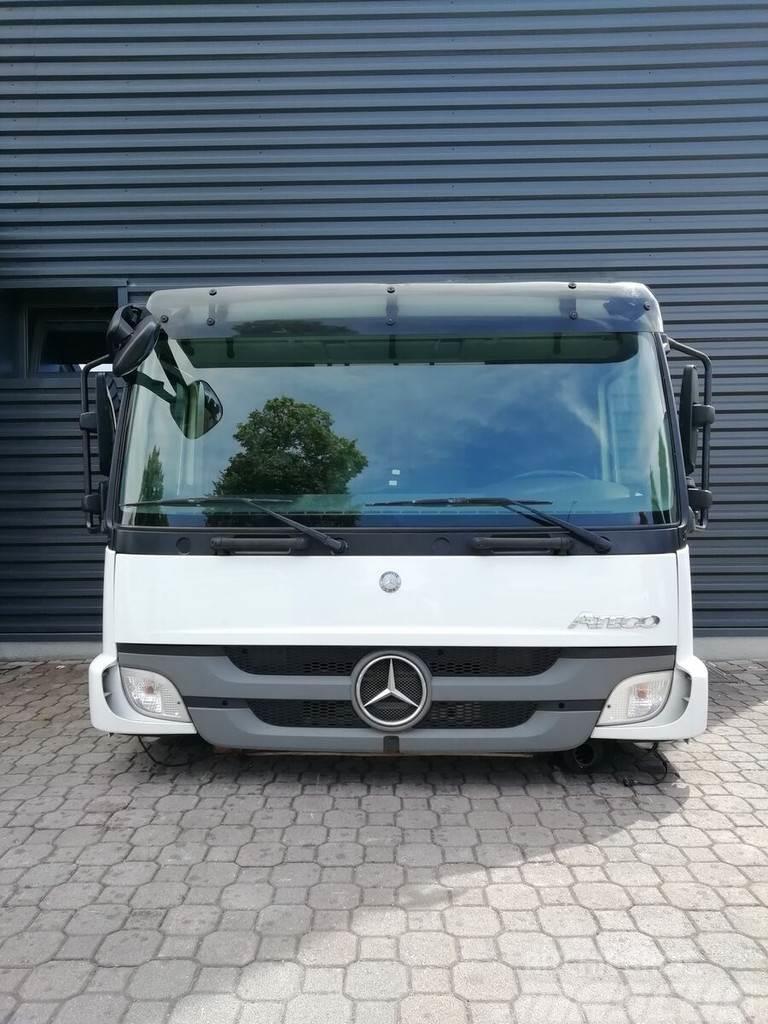 Mercedes-Benz Atego - Euro 5 Cabine en interieur