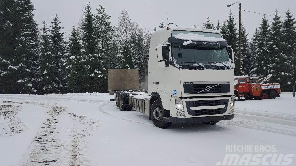 Volvo FH13 480 6x2*4 Chassis met cabine