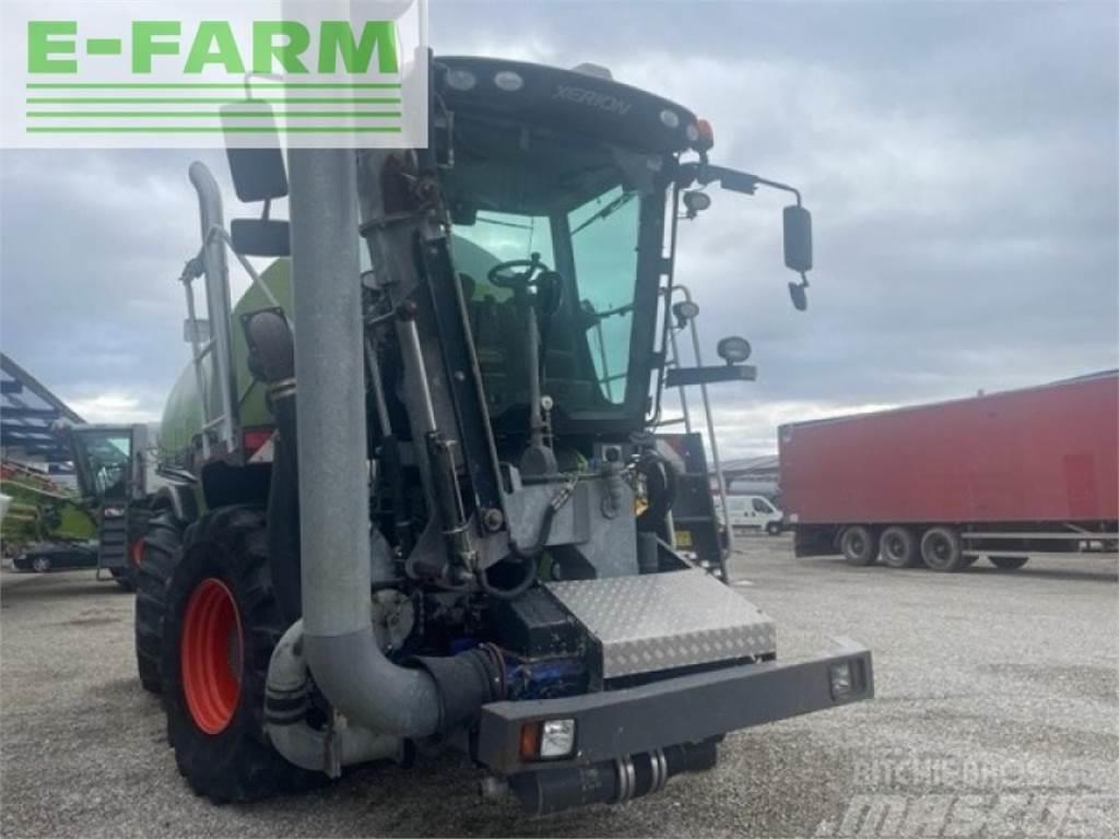 CLAAS xerion 3300 saddle trac mit sgt SADDLE TRAC Zelfrijdende spuitmachines