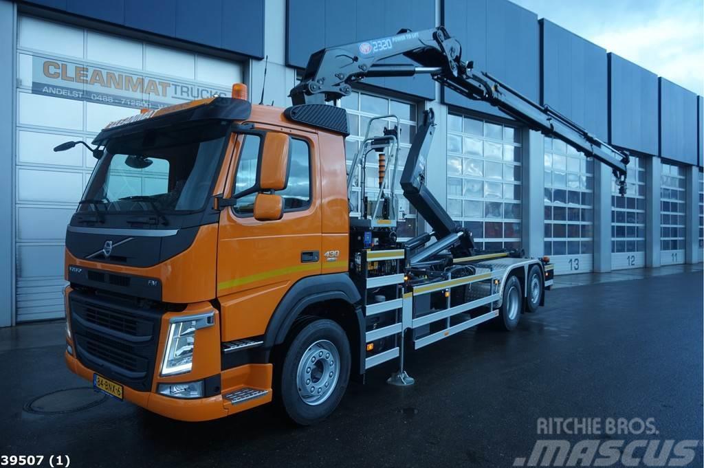 Volvo FM 440 HMF 23 ton/meter laadkraan Vrachtwagen met containersysteem