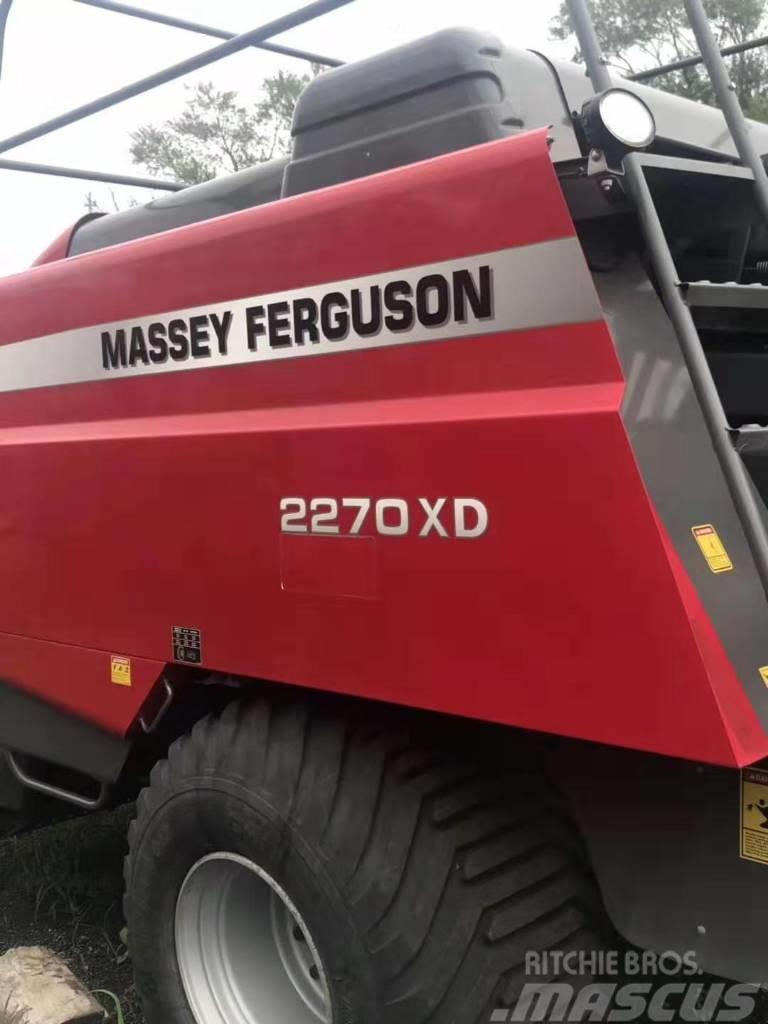 Massey Ferguson 2270 XD Vierkante balenpers