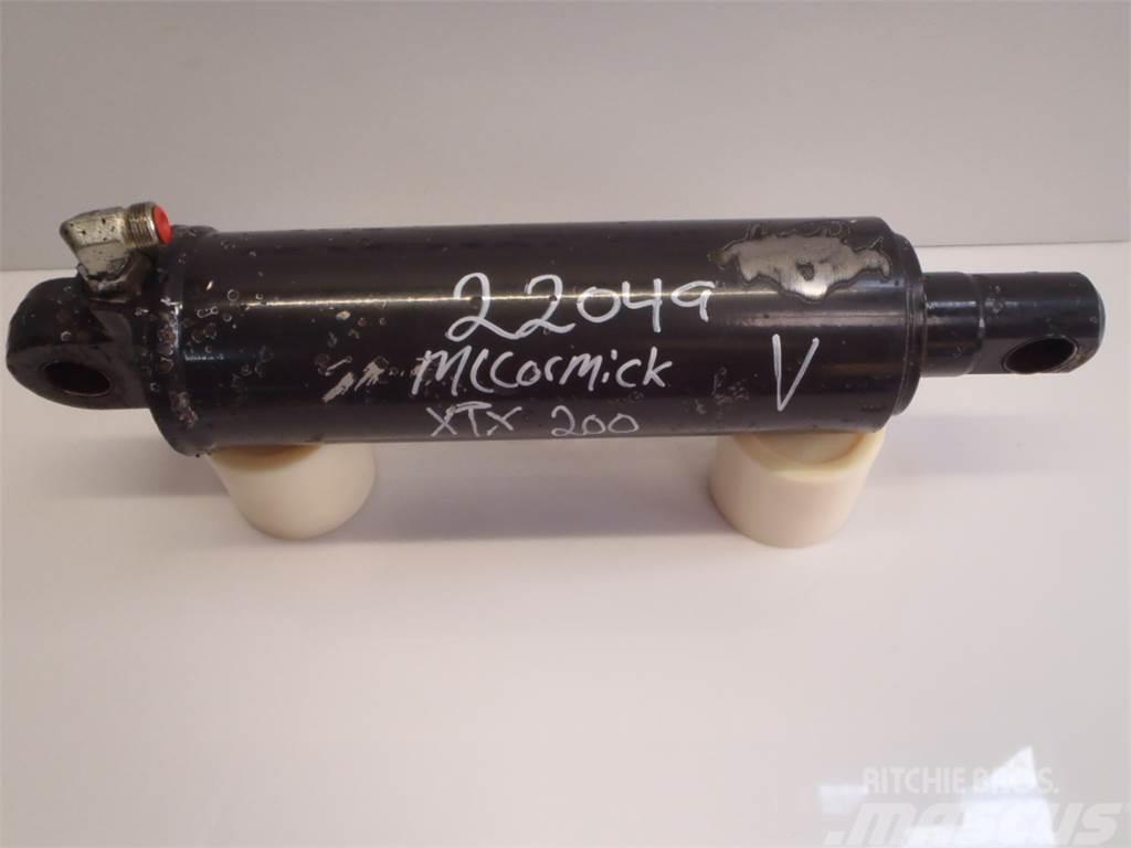 McCormick XTX200 Lift Cylinder Hydraulics