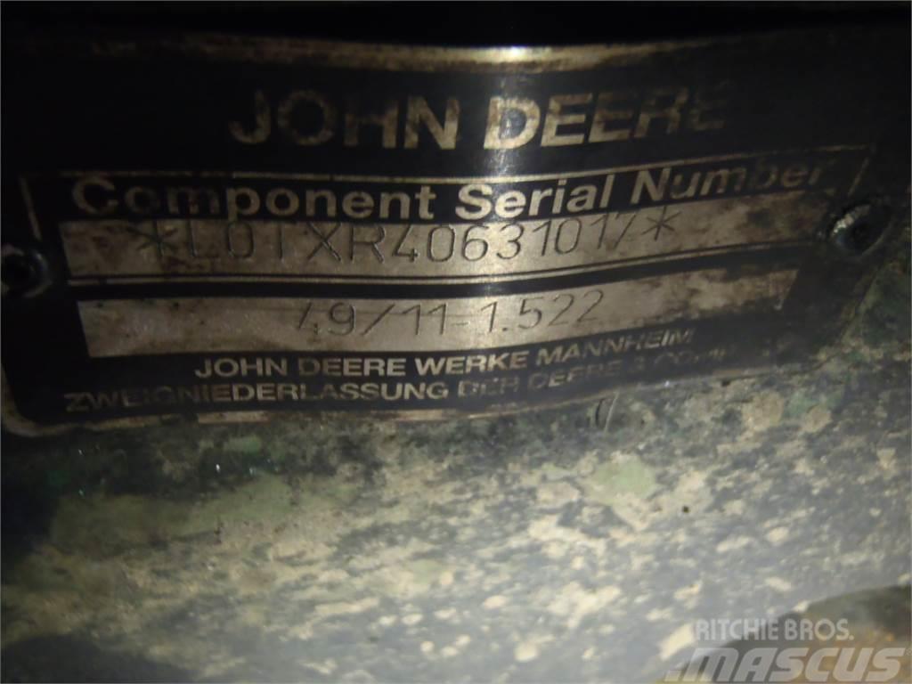 John Deere 6125 R Rear Transmission Transmissie