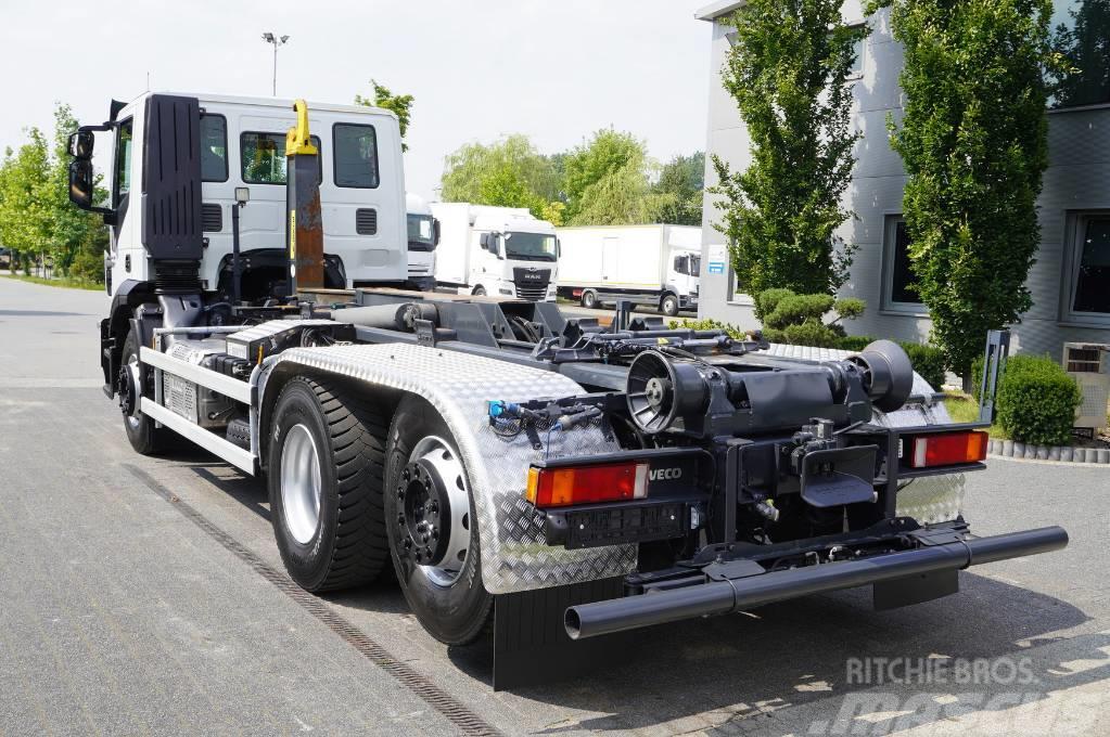 Iveco Stralis 360 E6 6×2 / MARREL 20t hooklift Vrachtwagen met containersysteem