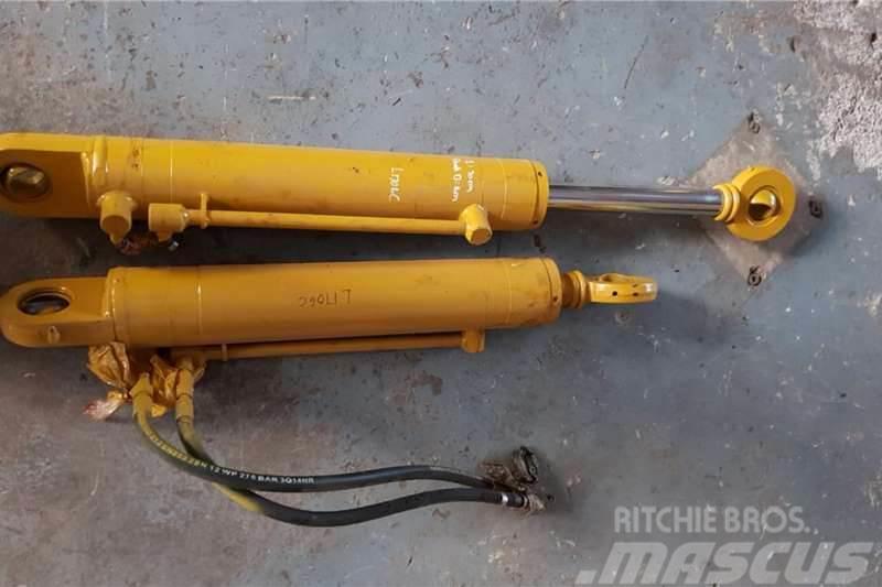 Bell L1706C Hydraulic Lift Cylinder Anders