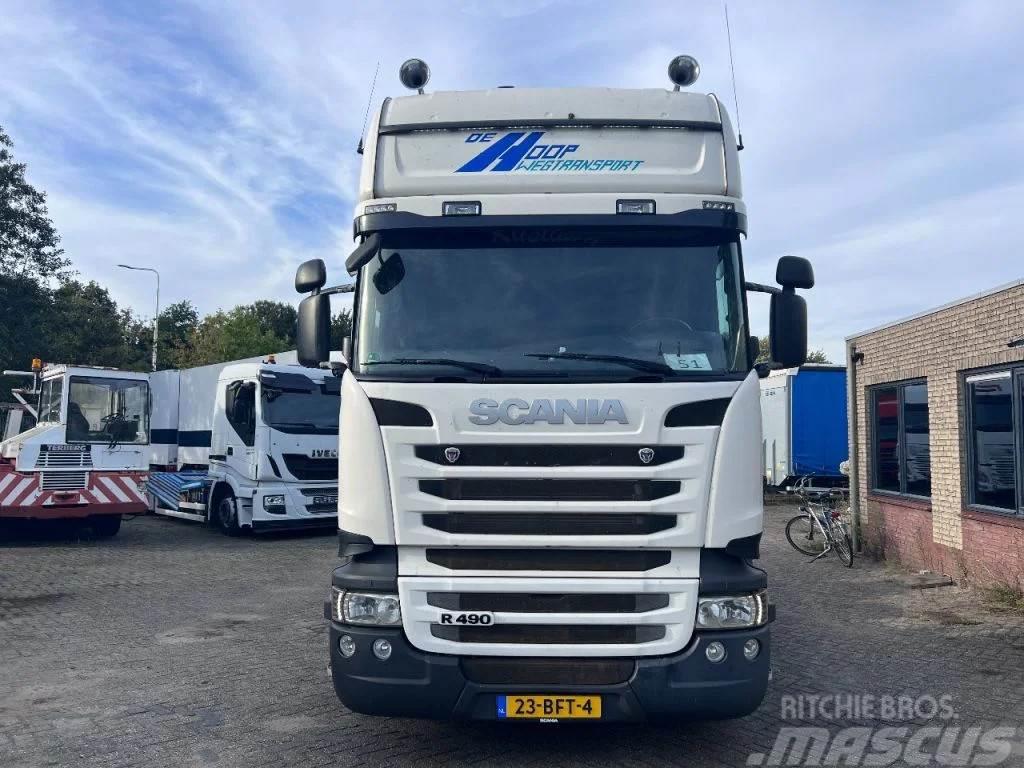 Scania R490 8X2 EURO 6 RETARDER Chassis met cabine