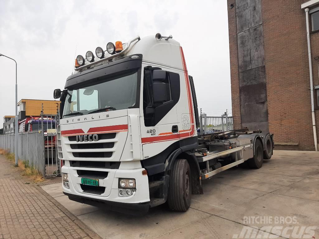 Iveco Stralis 420 Vrachtwagen met containersysteem