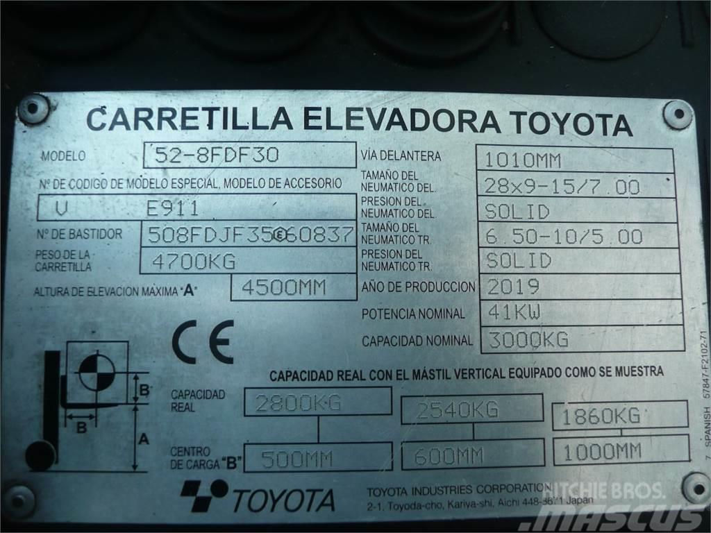 Toyota 52-8FDF30 MATRICULADA Diesel heftrucks