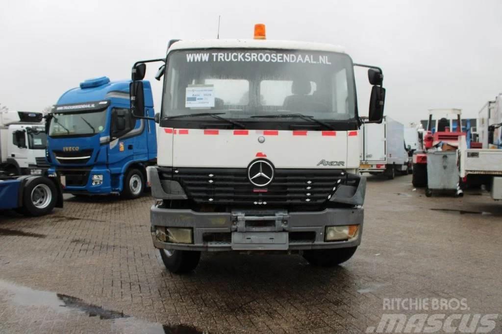 Mercedes-Benz Axor 3028 + euro 2 + spring spring + manual + 6x4 Chassis met cabine