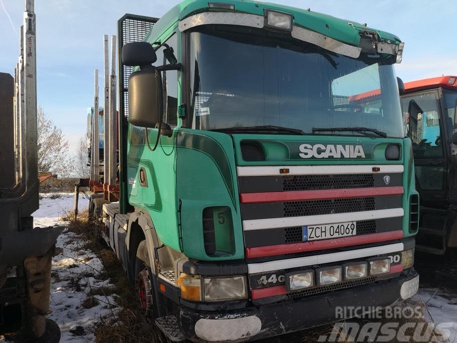 Scania 144 G Vlakke laadvloer met kraan