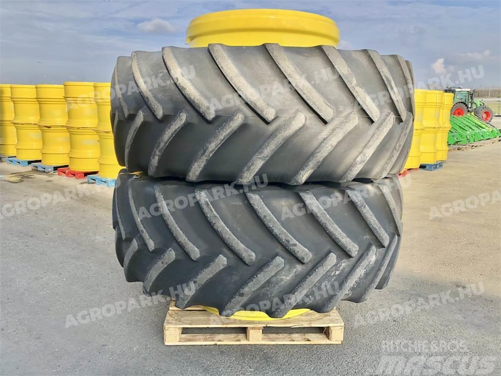  twin wheel set with Continental 710/75R42 tires Dubbele wielen
