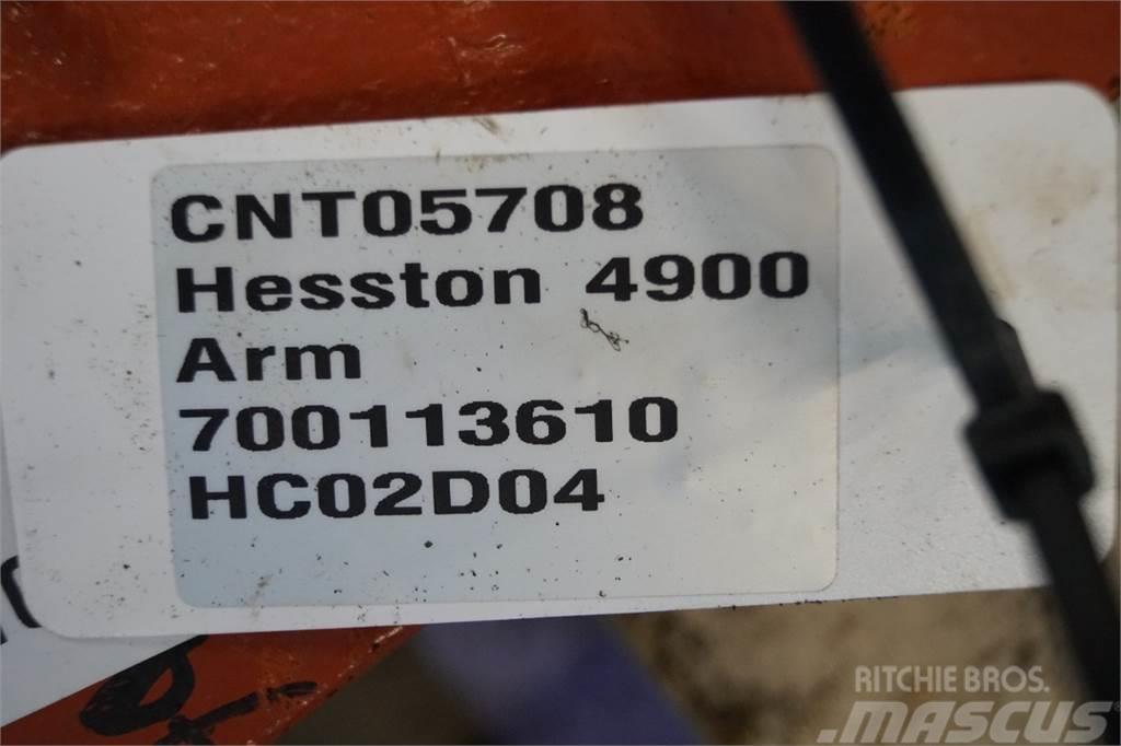 Hesston 4900 Balenklemmen