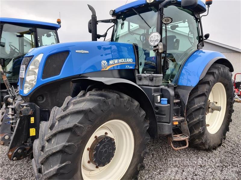 New Holland T7 250 Autocommand, front pto. Tractoren