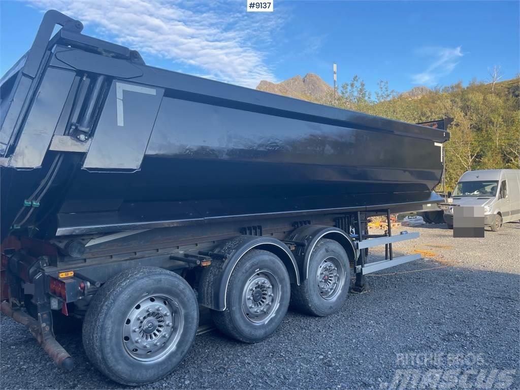 Carnehl tipping semi trailer in good condition Overige opleggers