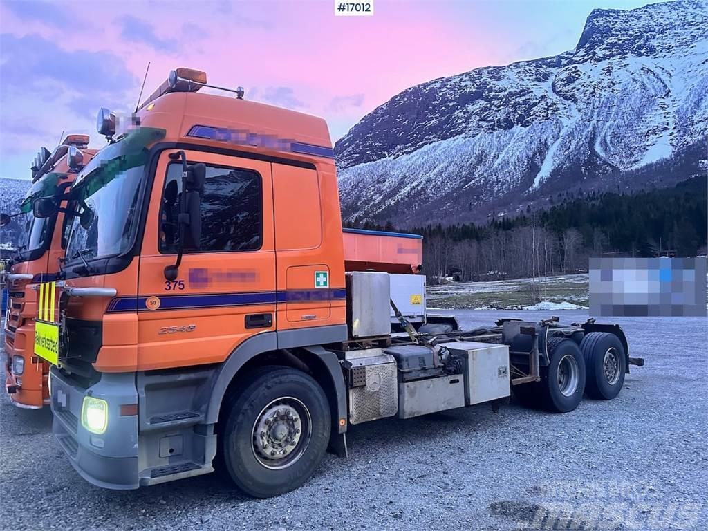 Mercedes-Benz Actros 2548 6x2 Chassis. Chassis met cabine