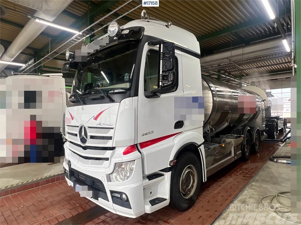 Mercedes-Benz Actros 2553 6x2 Chassis. WATCH VIDEO Chassis met cabine