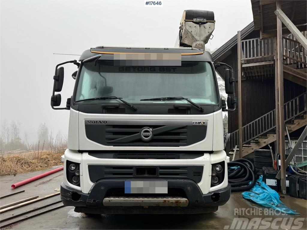 Volvo FMX truck w/ Liebherr superconstruction Betonmixers en pompen
