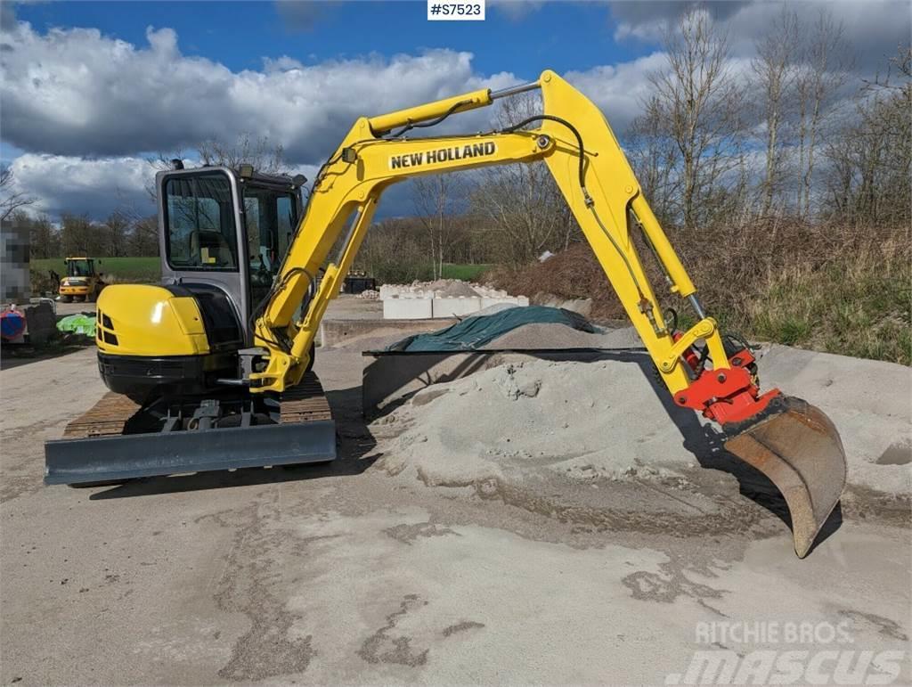 New Holland E502C Excavator with tilt bracket and bucket SEE V Rupsgraafmachines