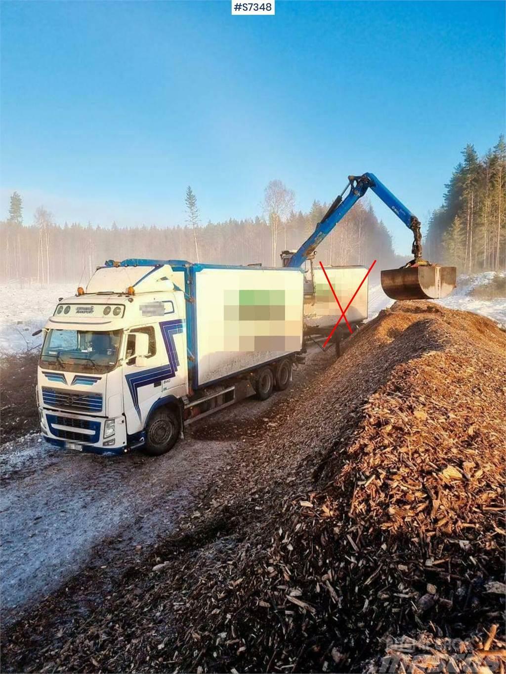 Volvo FH 6*4 Chip Truck with Palfinger crane Bakwagens met gesloten opbouw