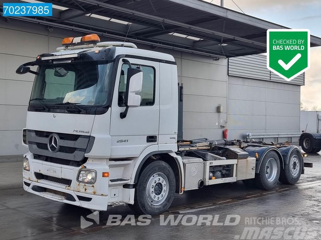 Mercedes-Benz Actros 2541 6X2 20t Palfinger Hooklift Lift Axle E Vrachtwagen met containersysteem