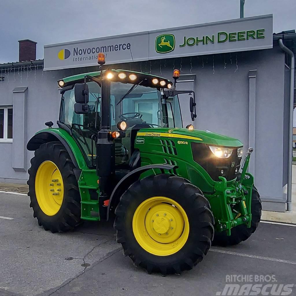 John Deere 6130 R Tractoren