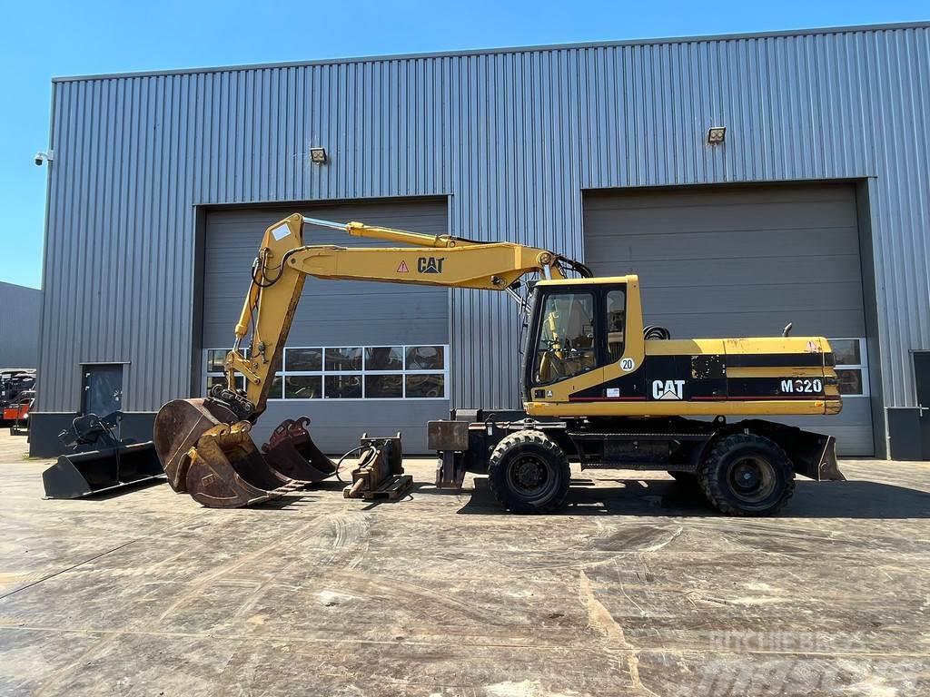 CAT M320 complete with 4 buckets and hammer available Wielgraafmachines