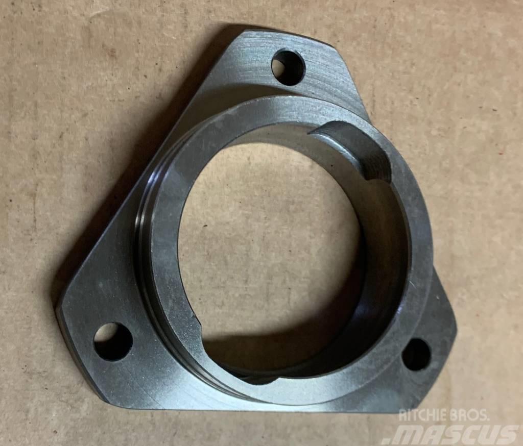 Deutz-Fahr Bearing house 06515175, 06339797, 1210714002300 Chassis en ophanging