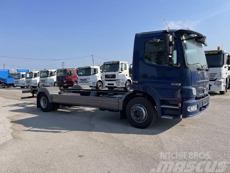 Mercedes-Benz MB 1224 EURO 5 Chassis met cabine