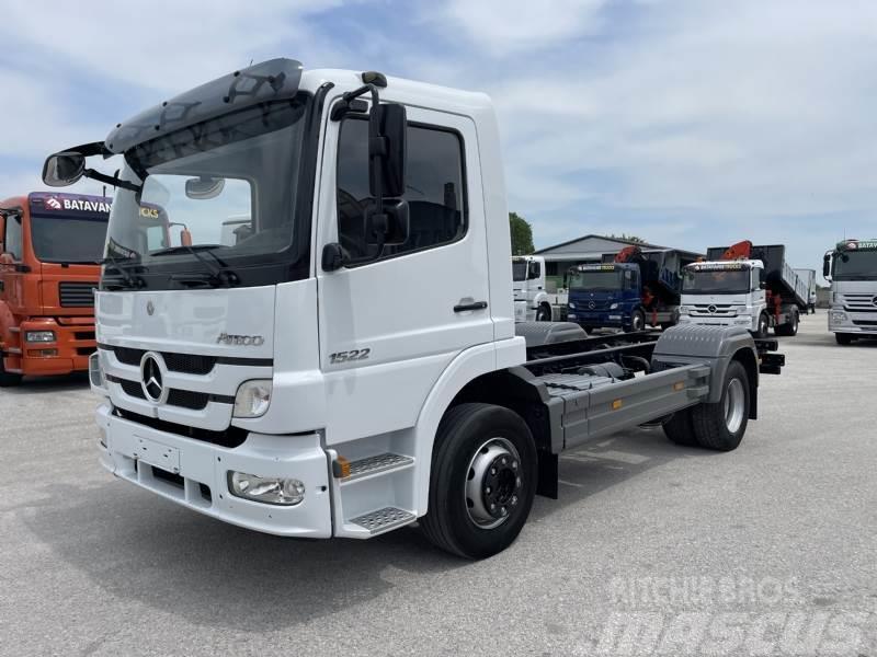 Mercedes-Benz MB ATEGO 1522 EURO 5 Chassis met cabine