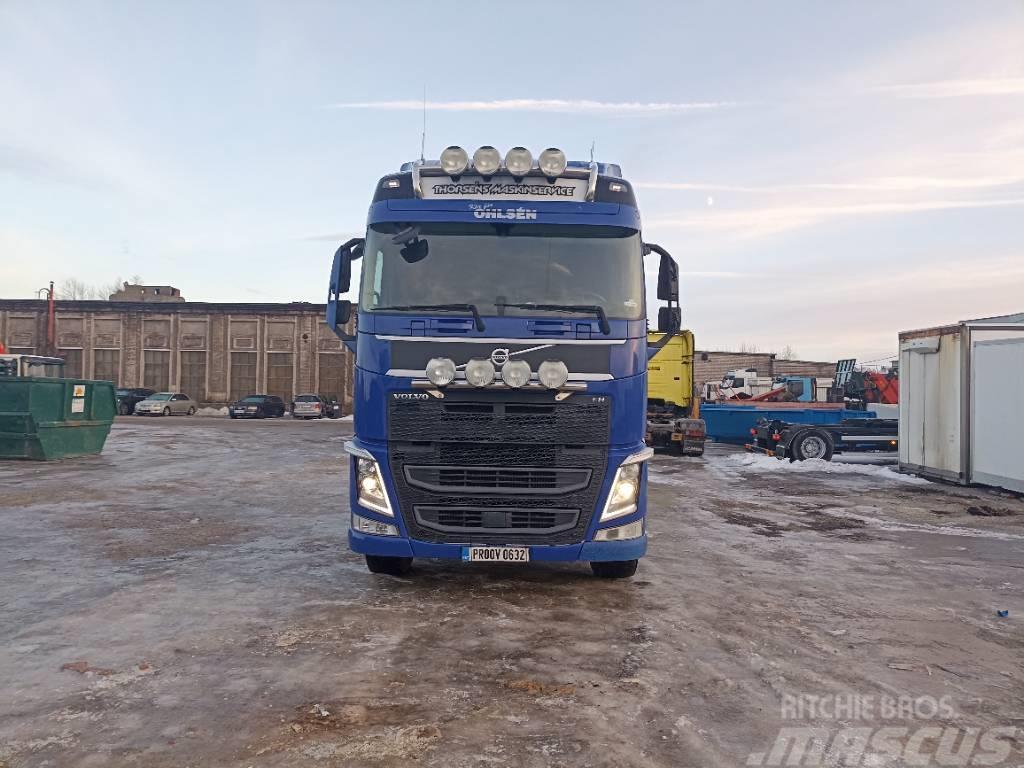 Volvo FH 540 Chassis met cabine