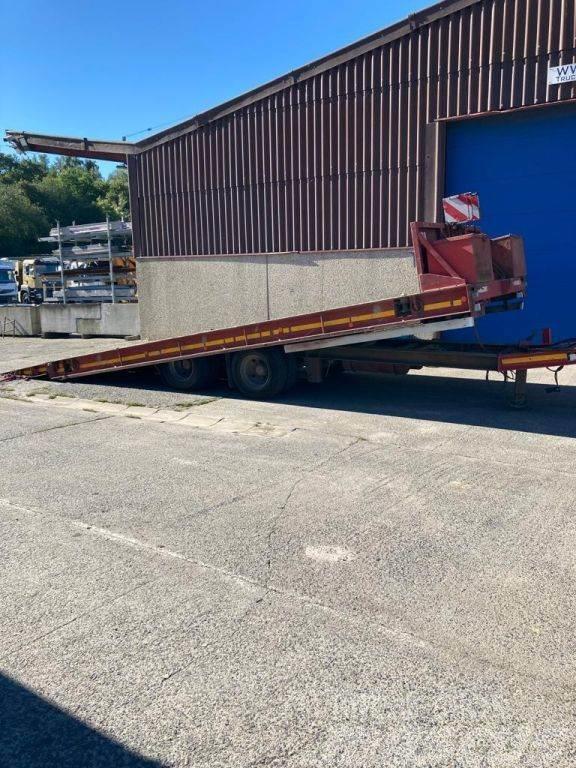MOL 2 AXLES TIPPING TRAILER WITH RAMPS Dieplader