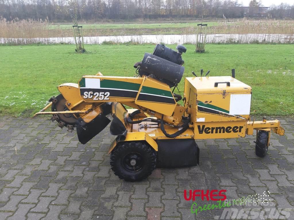 Vermeer SC 252 Stobbenfreesmachines