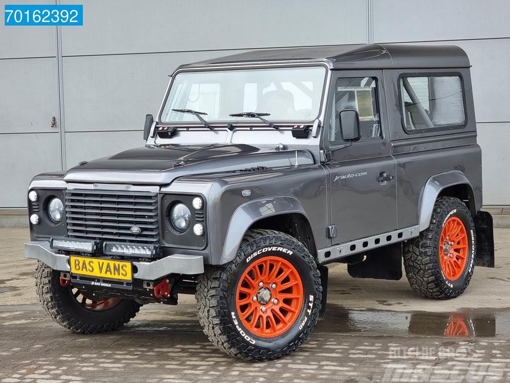 Land Rover Defender 2.2 Bowler Rally Intrax suspension Roll C Auto's