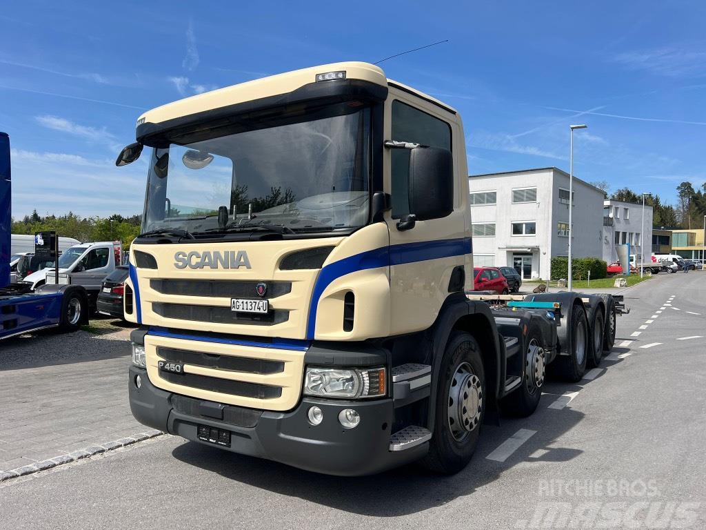 Scania P450 10x4 alustana Chassis met cabine