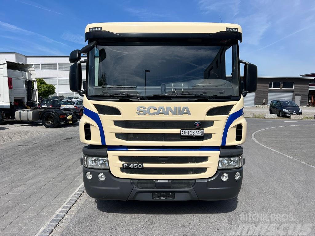 Scania P450 10x4 alustana Chassis met cabine