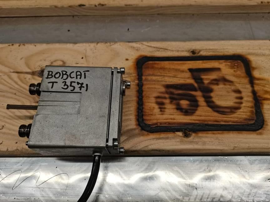 Bobcat T .... {new distributor coil } Motoren
