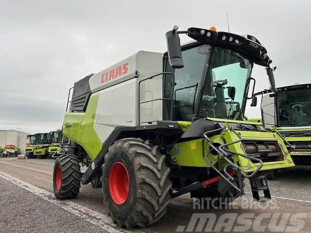 CLAAS TRION 750 Maaidorsmachines
