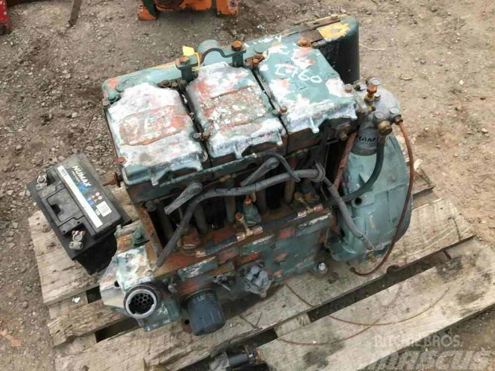 Lister Petter TS3 engine - spares £360 plus vat £432 Overige componenten