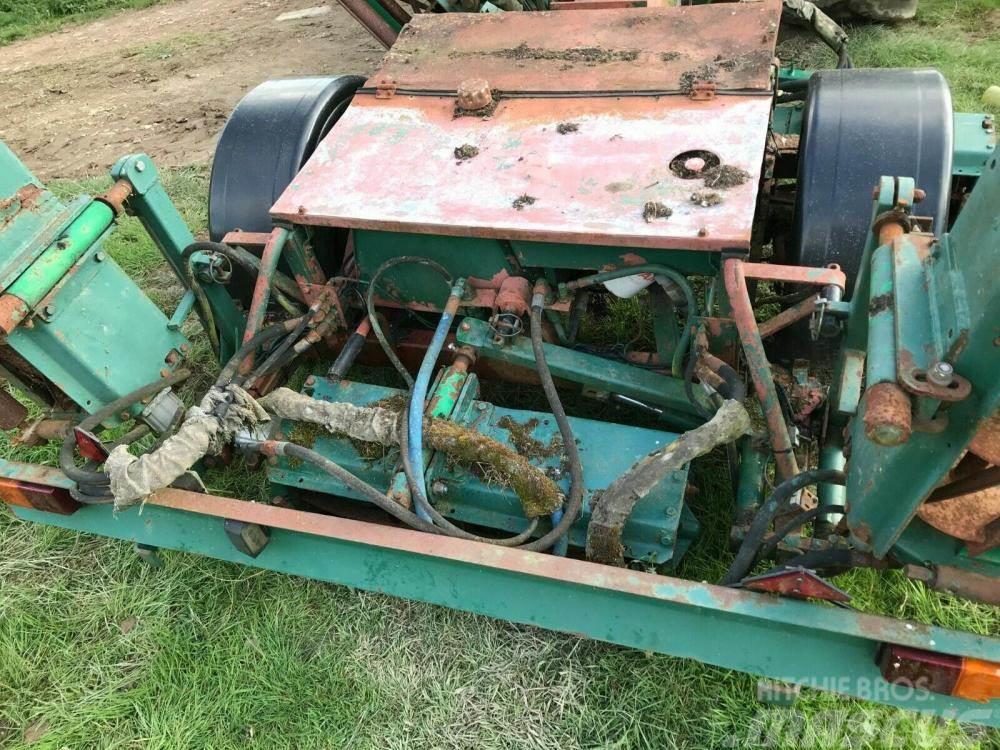 Ransomes gang mower 5 reel - tractor driven - £750 Rijmaaiers