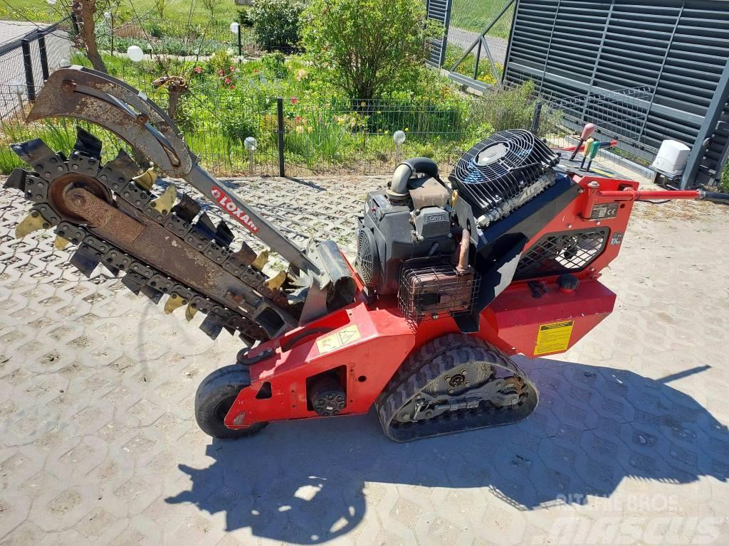 Ditch Witch Trencher Walk Behind RTX150 Sleuvengravers