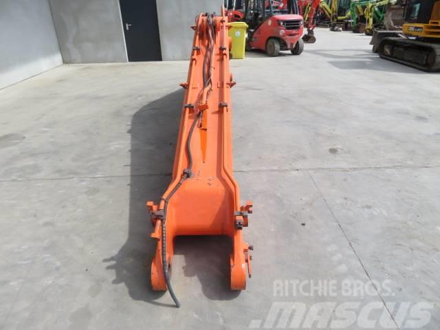 Daewoo DX 225 LC Chassis en ophanging