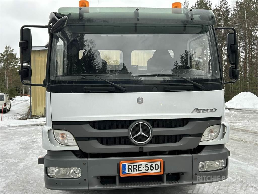 Mercedes-Benz Atego 1324 koukkulaitteella Vrachtwagen met containersysteem