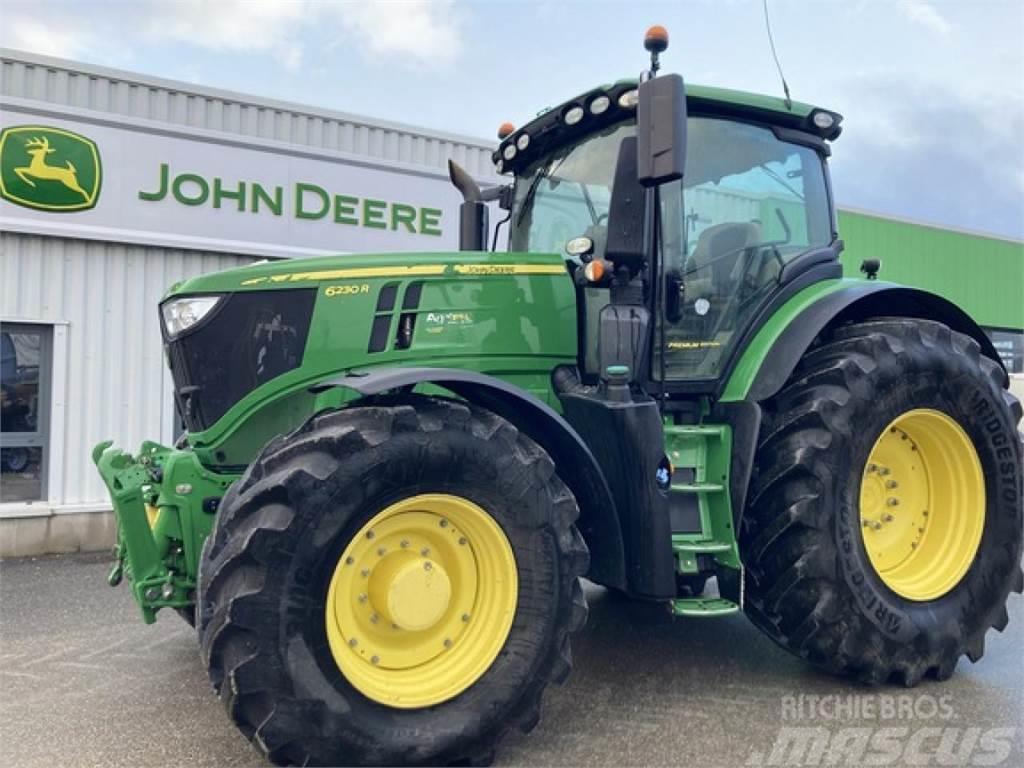 John Deere 6230R Tractoren