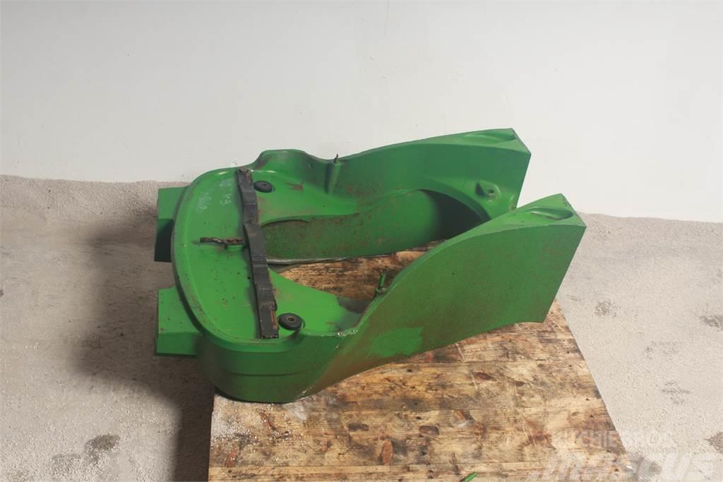 John Deere 7920 Front axle support Chassis en ophanging
