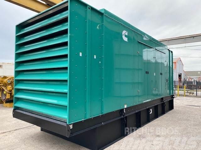 Cummins 1000 DQFAD Diesel generatoren